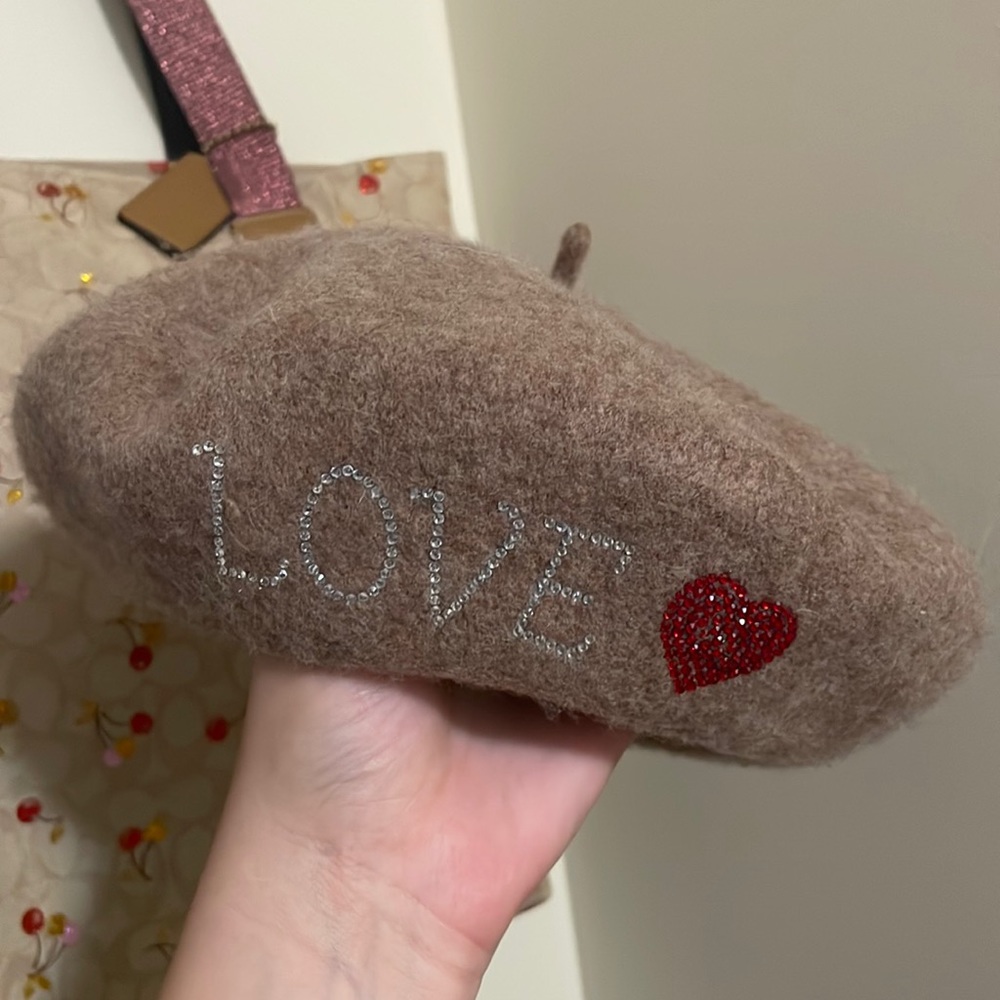 Real wool beret❤️